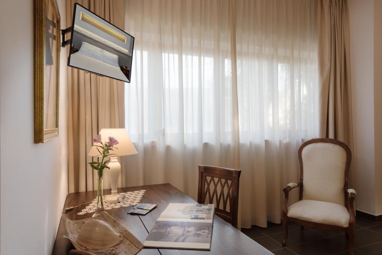 La Chiocciola Bed & Breakfast *